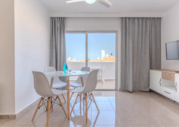 Apartment Las Floritas Las Americas